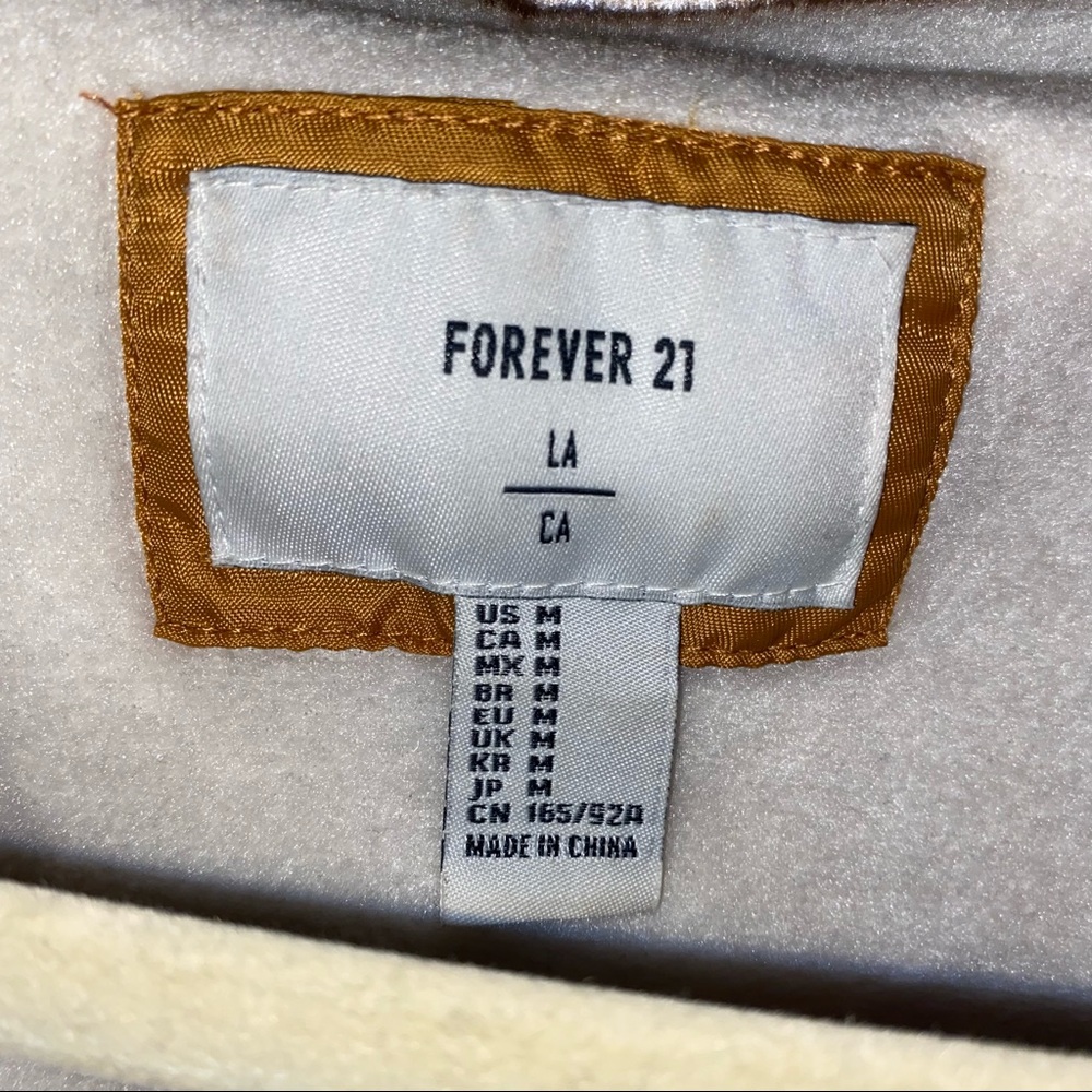 NWOT Rain Jacket - Picture 2 of 3